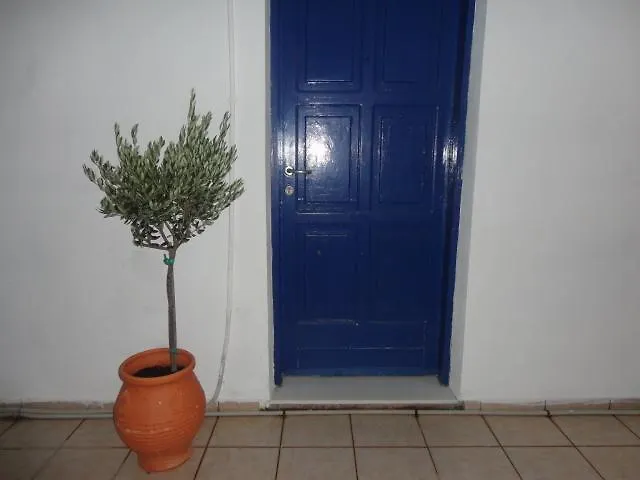 Pavlos * Livadia (Tilos)