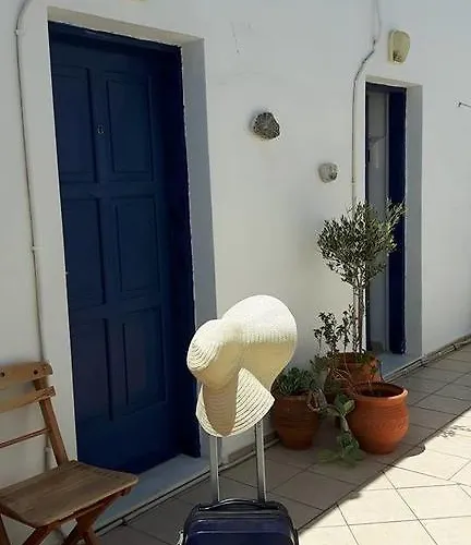 Pavlos Livadia (Tilos)