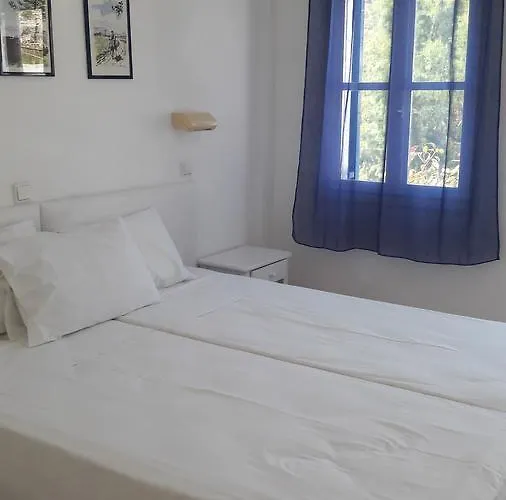 Pavlos Livadia (Tilos)